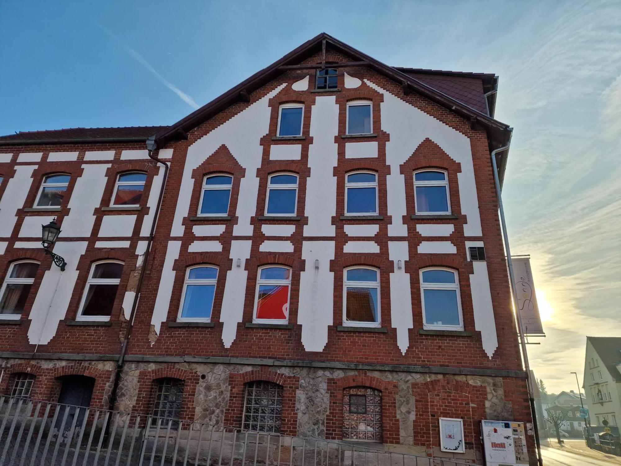 Zur Sonne "Gasthaus-Bar-Events" Poppenhausen Zewnętrze zdjęcie