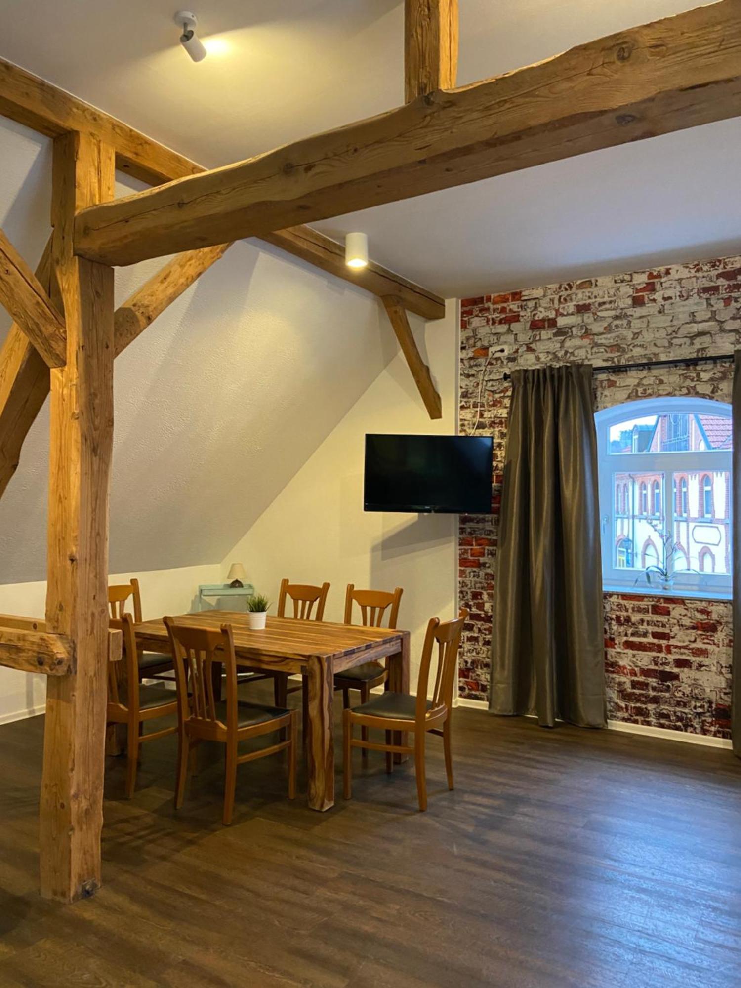 Zur Sonne "Gasthaus-Bar-Events" Poppenhausen Zewnętrze zdjęcie