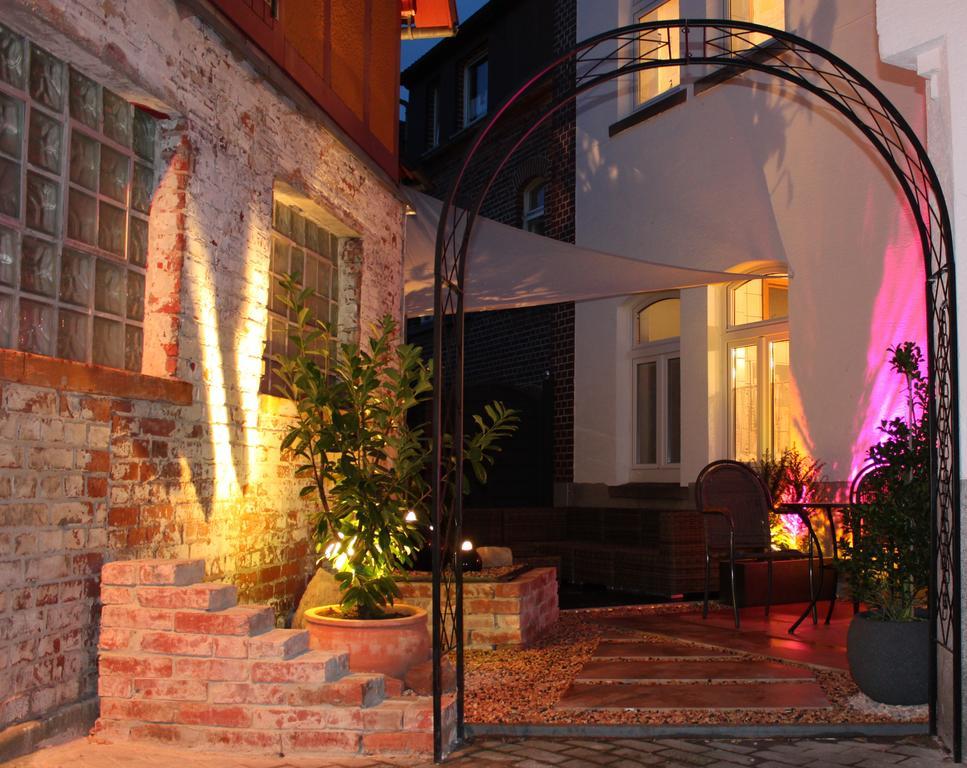 Zur Sonne "Gasthaus-Bar-Events" Poppenhausen Zewnętrze zdjęcie